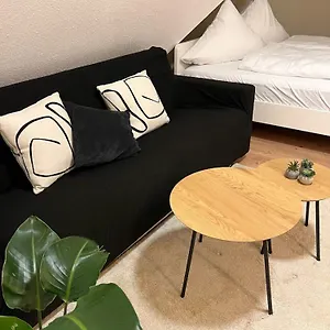 Nami - Robin - Helle Mitten In Der Stadt Appartamento